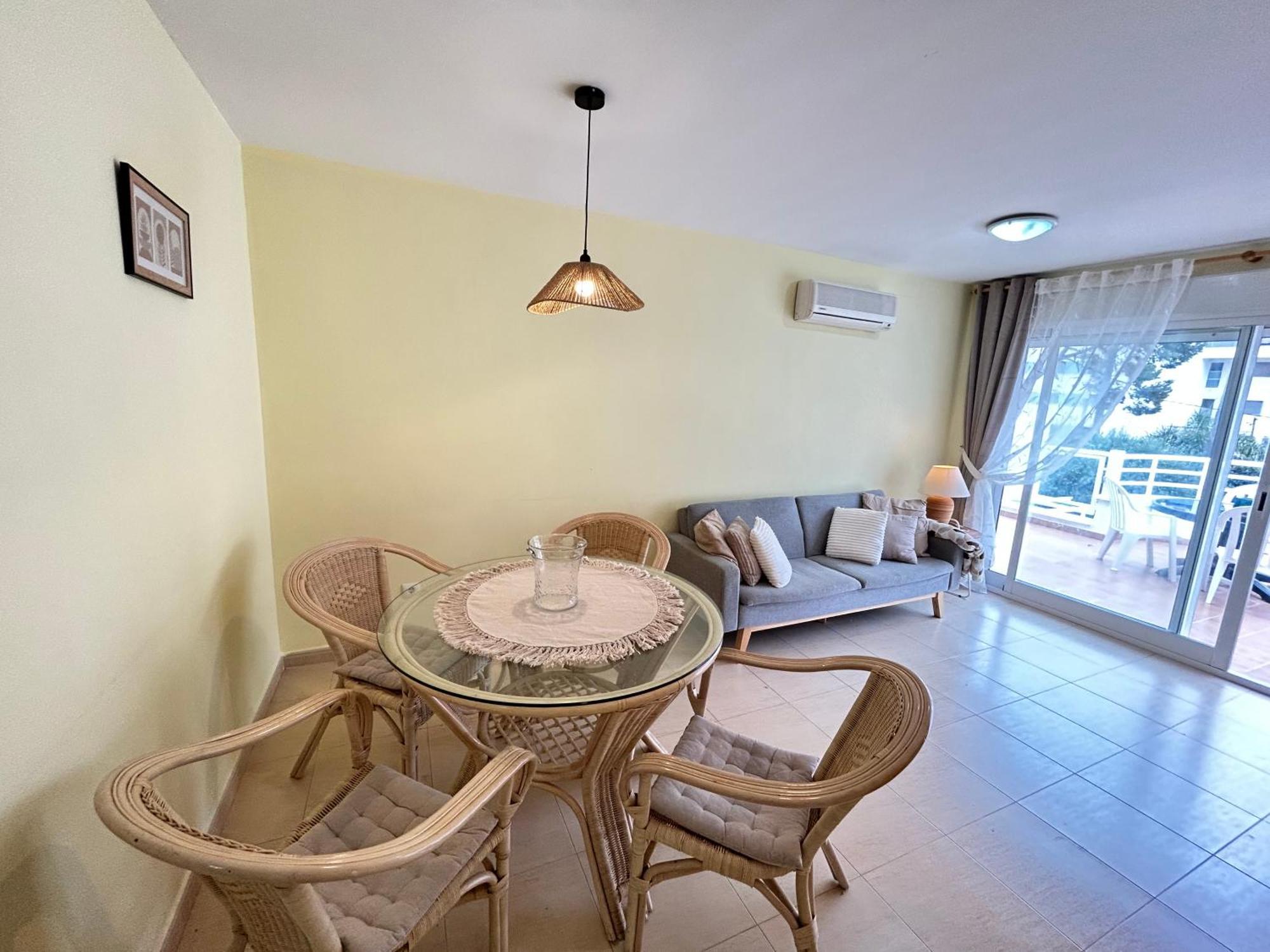 Sea Views Apartments Денія Екстер'єр фото